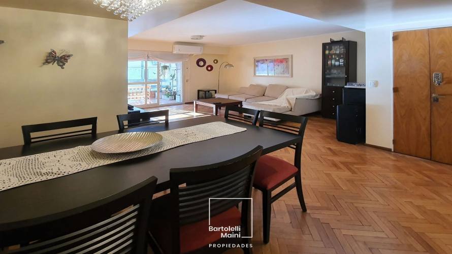 VENTA | 3 dorm. + cochera | 1° DE MAYO 961, 02-02