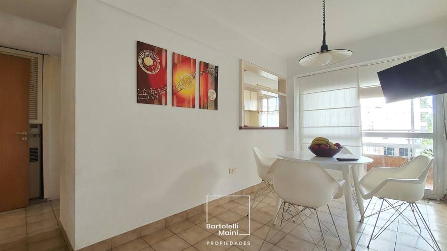 VENTA | 3 dorm. + cochera | 1° DE MAYO 961, 02-02