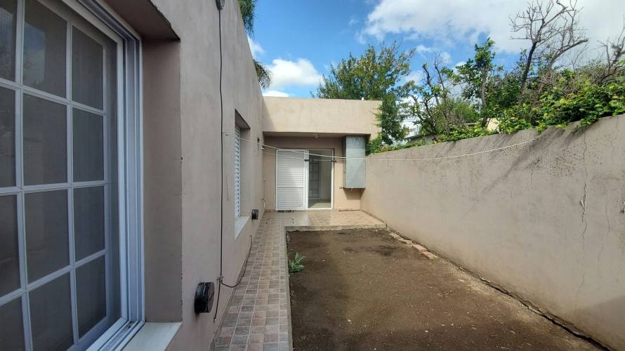 VENTA | CASA DE 2 DORM. | SARMIENTO 1333 | LAS ROSAS