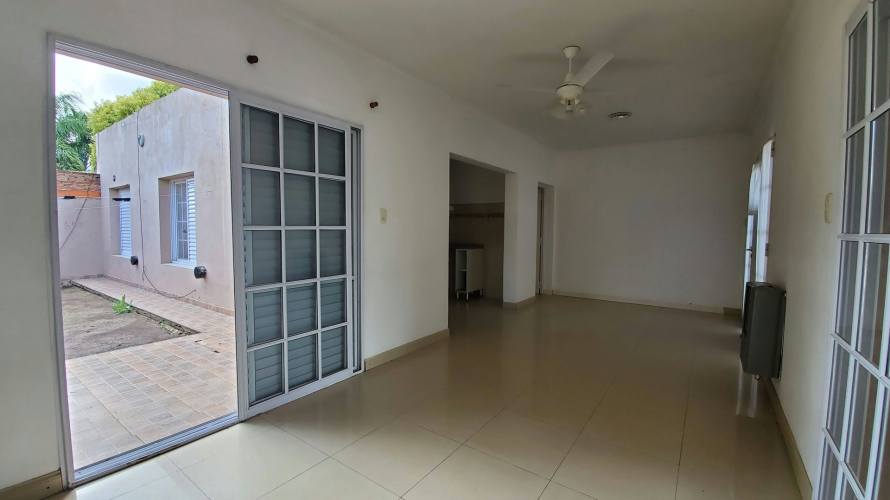 VENTA | CASA DE 2 DORM. | SARMIENTO 1333 | LAS ROSAS