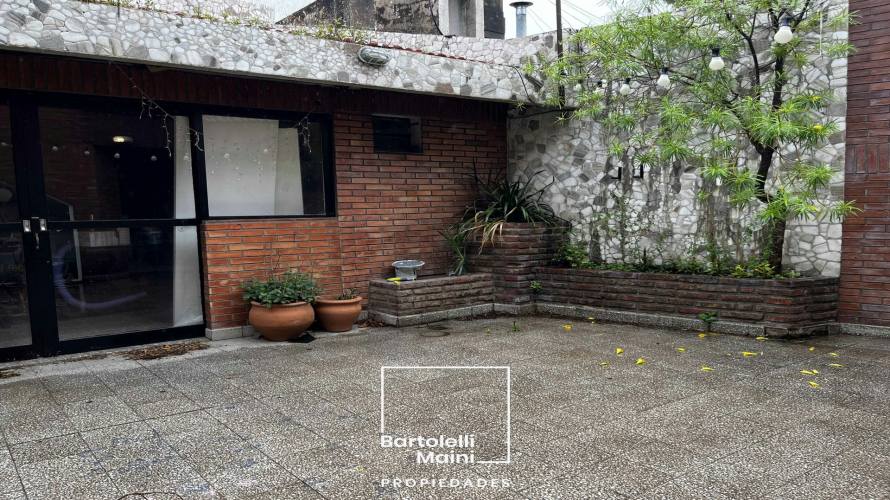 ALQUILER | PSJE MARTIN 346 | CASA 3 DORMITORIOS con cochera