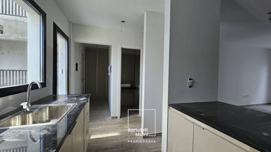 VENTA | CHACABUCO 1834, 04-03 | Monoambiente divisible
