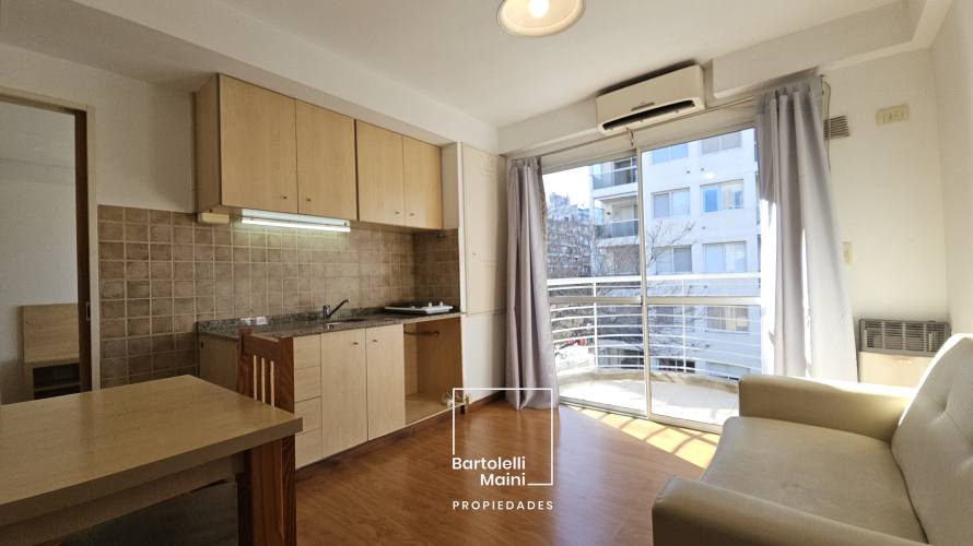 VENTA | BALCARCE 634 | Semipiso 1 dormitorio