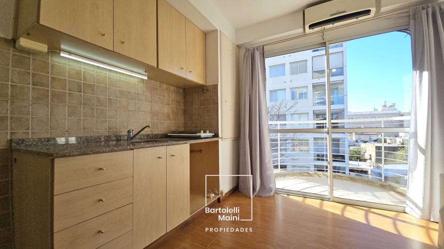 VENTA | BALCARCE 634 | Semipiso 1 dormitorio