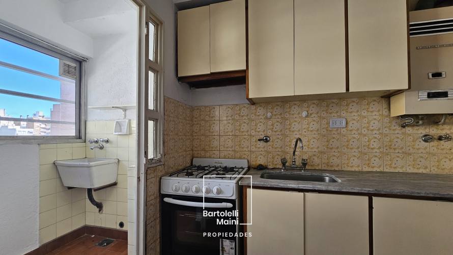 VENTA | ESPAÑA 1172 06-01 | DEPTO 2 DORMITORIOS