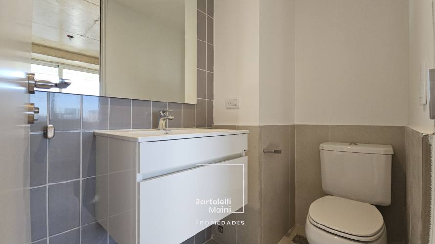 VENTA | SAN JUAN 2487 | 2 Dormitorios + Comodín
