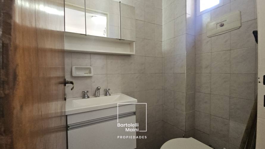 VENTA | RIOJA 742 | Depto 3 dormitorios con cochera opcional