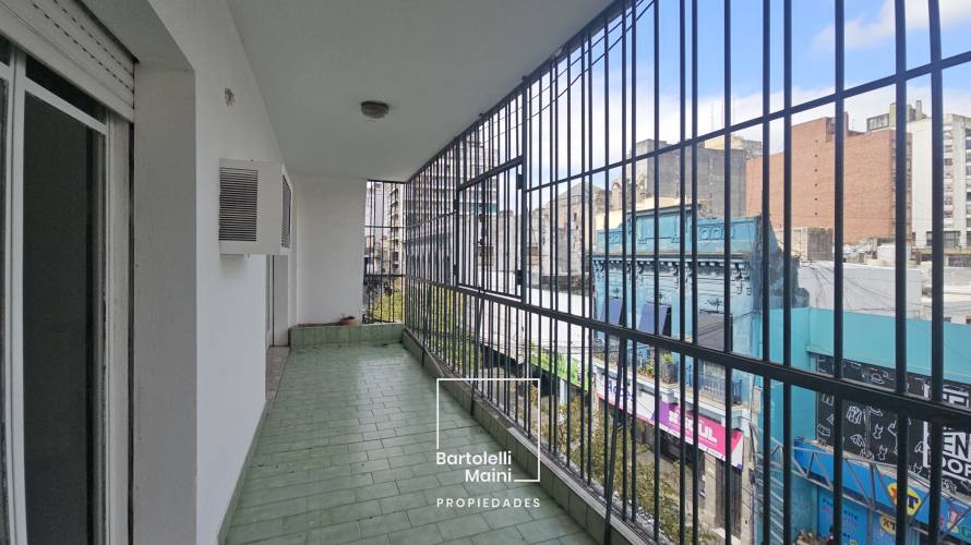 VENTA | DEPARTAMENTO 3 DORMITORIOS | Sarmiento 958, 2B