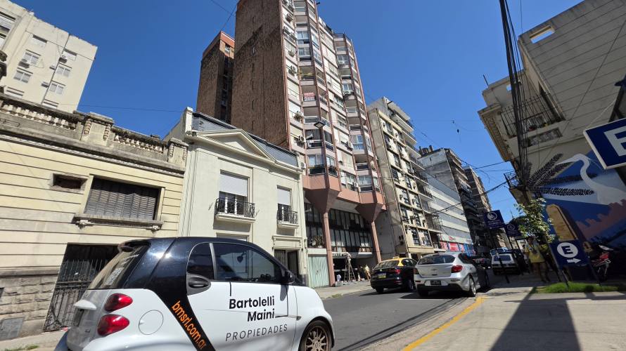 VENTA | Santa Fe 839 | Depto 2 dormitorios + Cochera