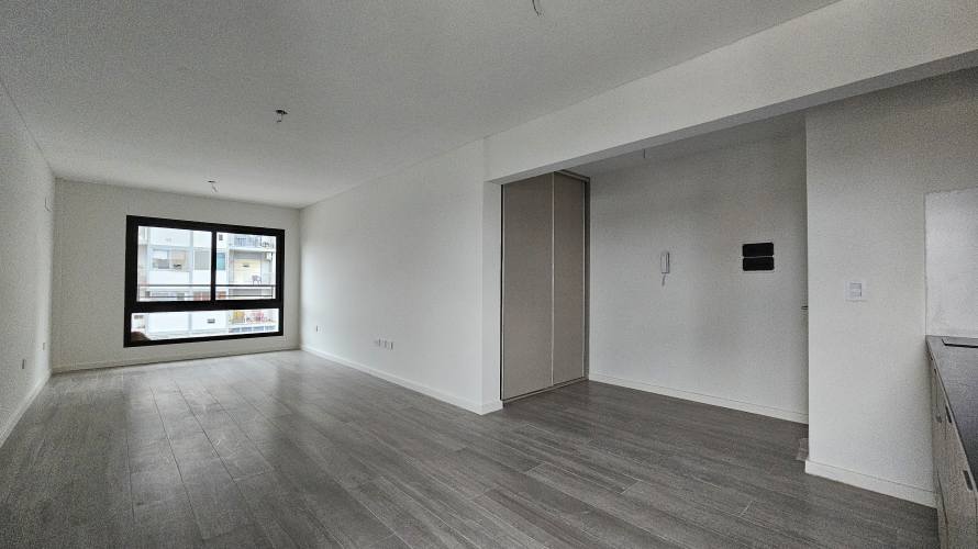 ALQUILER | MONOAMBIENTE CON BALCÓN | CHACABUCO 1834 06-04