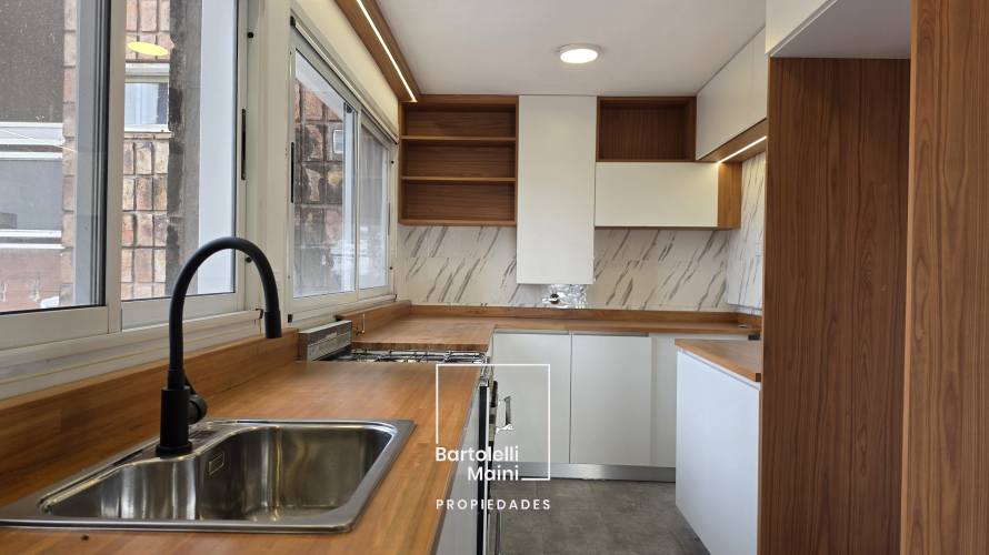 VENTA | Santa Fe 839 | Depto 2 dormitorios + Cochera