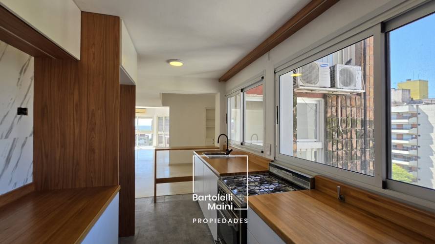 VENTA | Santa Fe 839 | Depto 2 dormitorios + Cochera