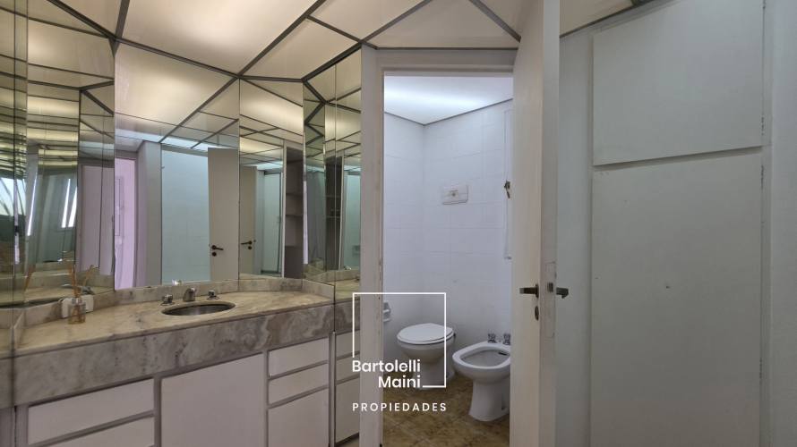 VENTA | Santa Fe 839 | Depto 2 dormitorios + Cochera