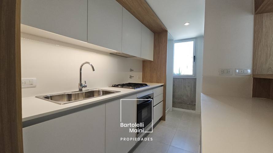 VENTA | SAN JUAN 2487 | 2 Dormitorios + Comodín