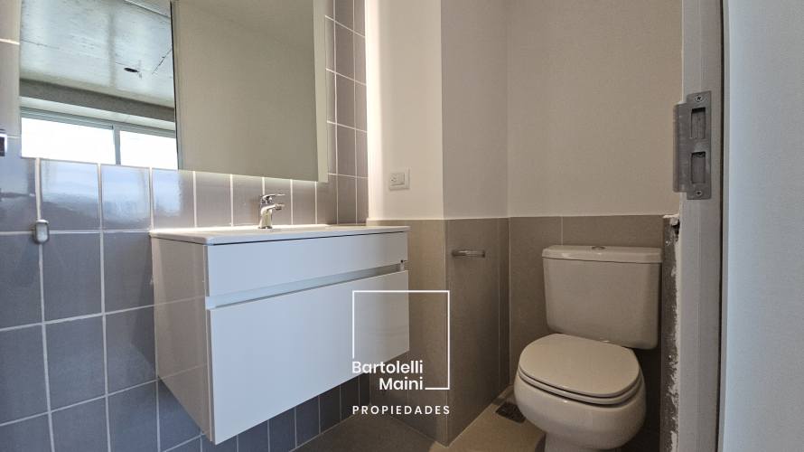 VENTA | SAN JUAN 2487 | 2 Dormitorios + Comodín