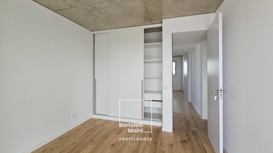 VENTA | SAN JUAN 2487 | 2 Dormitorios + Comodín