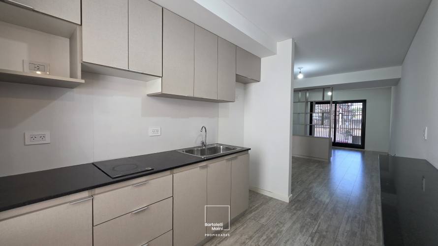 ALQUILER | CHACABUCO 1834, 01-01 | Monoambiente divisible