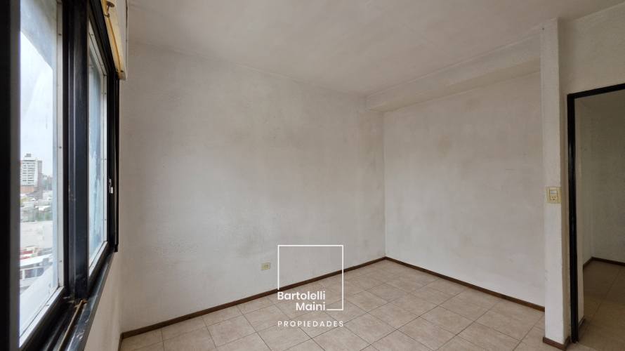 VENTA | Depto 2 dormitorios + Cochera | COCHABAMBA 45